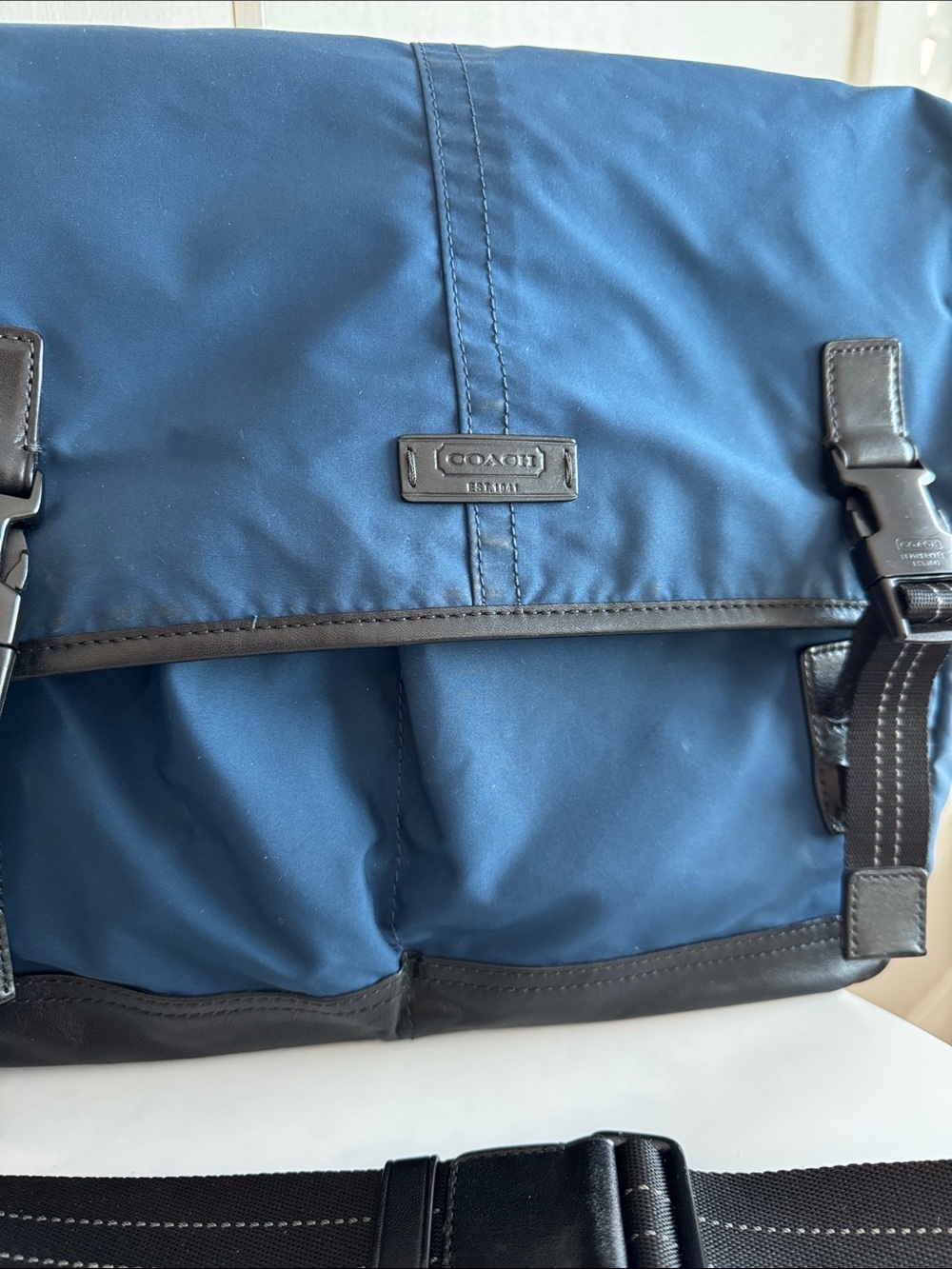 Coach Messenger Laptop Computer Bag - Picture 2 of 8